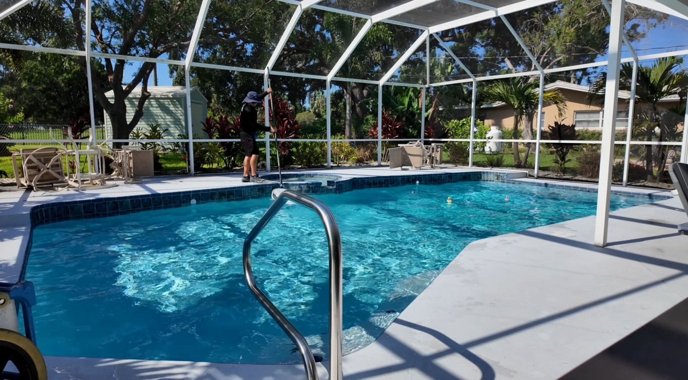 Pool filter cleaning and replacement in Milpitas, CA