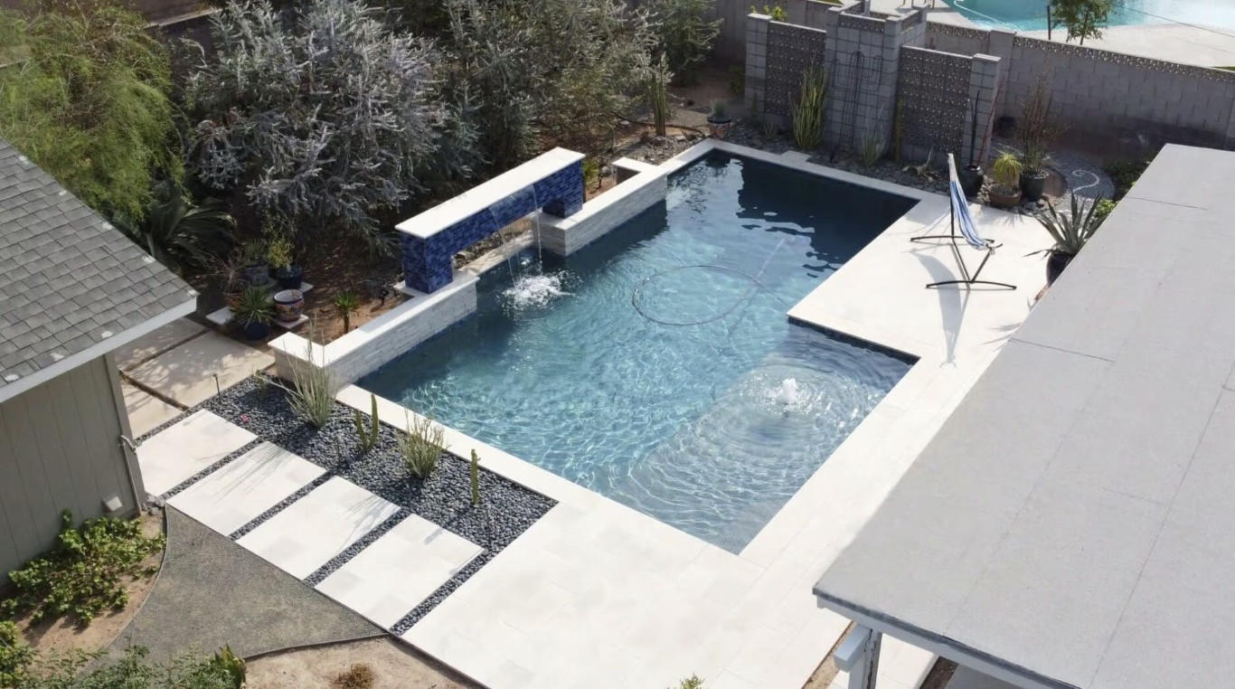 Professional pool cleaning service in Milpitas, CA